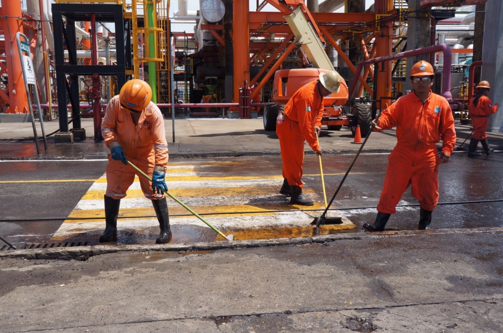 limpieza industrial grupo tara